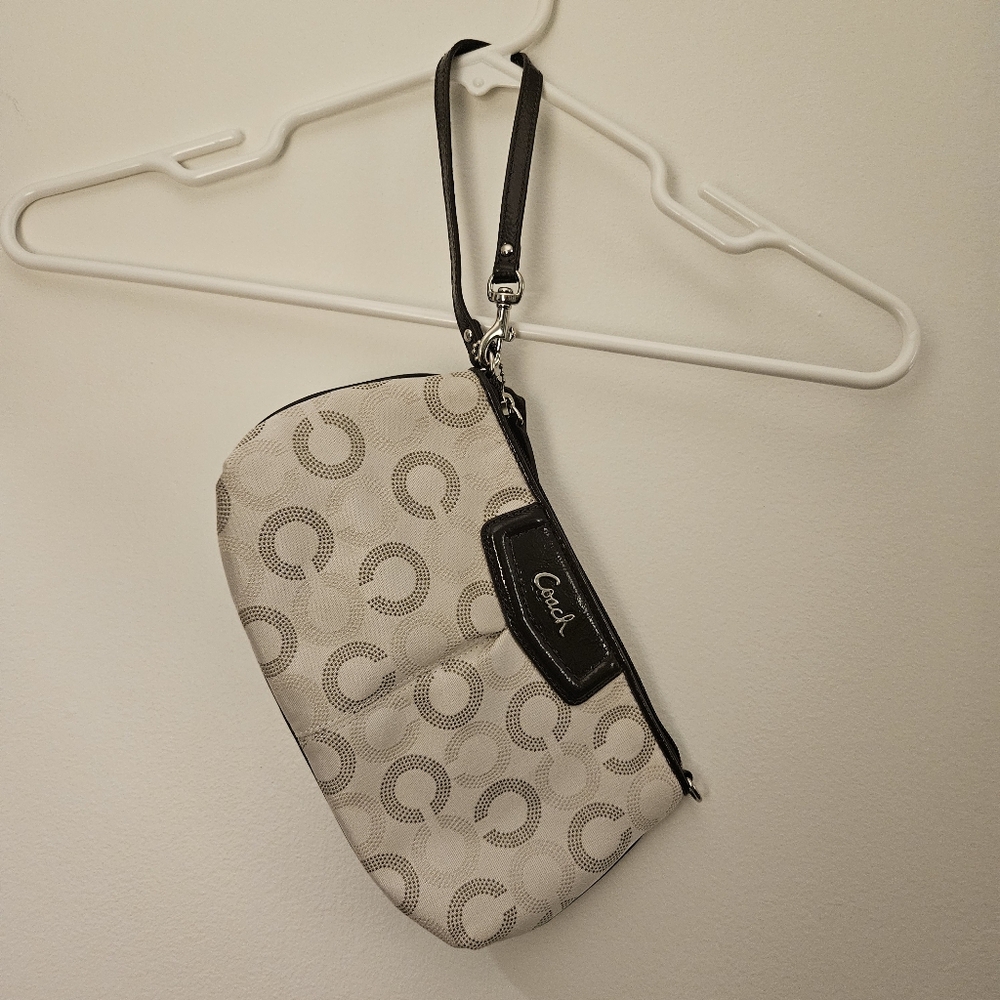 Coach Off White and Brown Wristlet